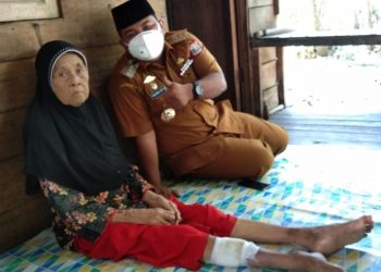 Dikunjungi Walikota Tanjungbalai, Tiga Nenek Lansia Terkejut dan Terharu