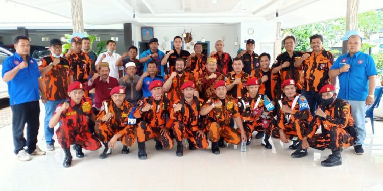 MPC PP dan DPC. Pujakesuma Serta FSPTI - K.SPSI Simalungun Sepakat Menyatukan Sikap Belum Mendukung Balon di Pilkada