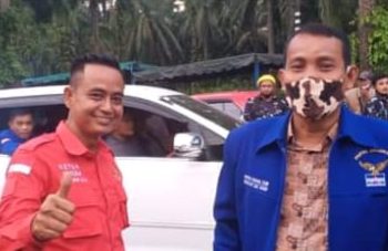 Didampingi Sekretaris Demokrat Asahan Irwansyah Siagian dan 15 Mantan PAC Banteng Liar Serta Para Pendukung, Surya-Taufik Percaya Diri Daftar ke KPU