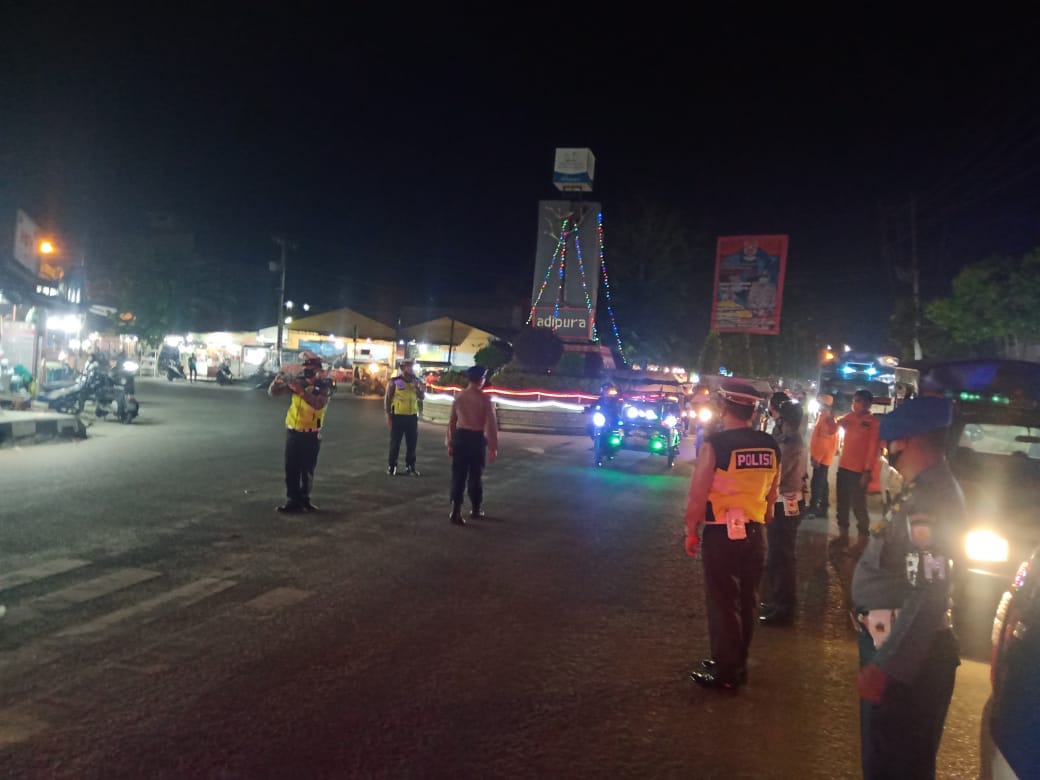 (Ignatius Siagian/taslabnews) Suasana operasi yustisi oleh Polres Tanjungbalai, TNI dan Pemko Tanjungbalai.