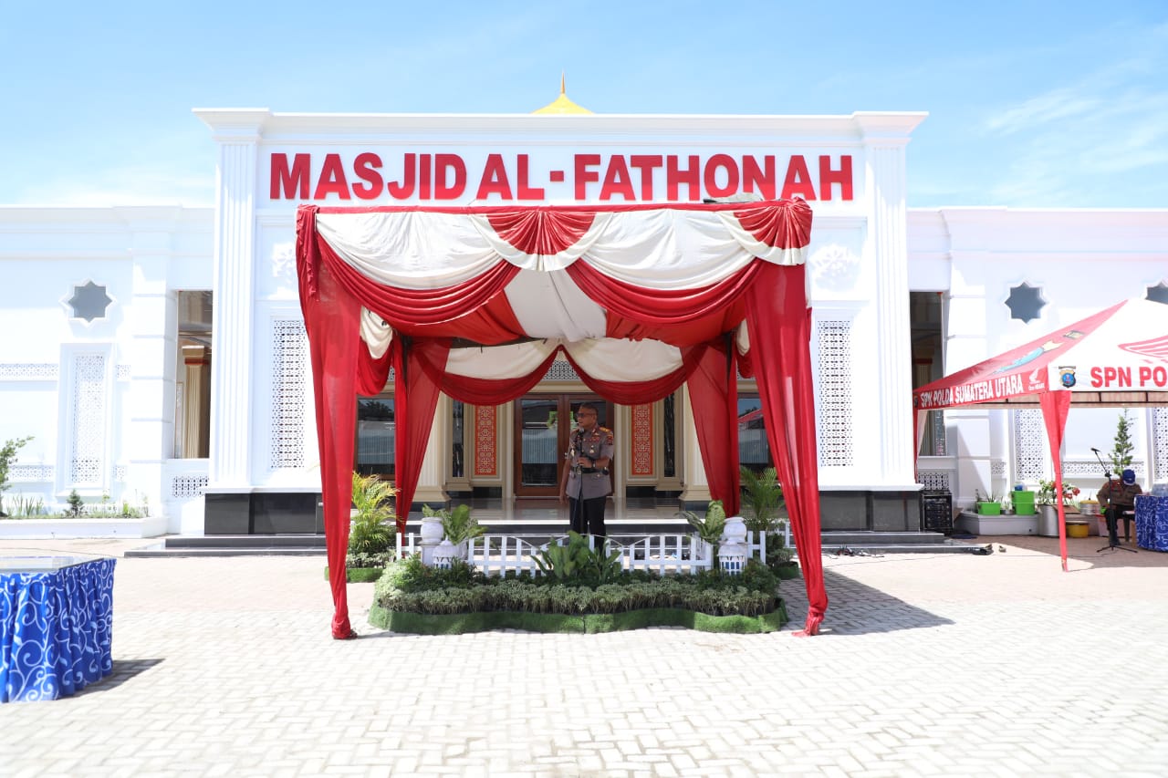 Ini Pesan Kapoldasu Saat Resmikan Masjid Al Fathonah SPN Hinai