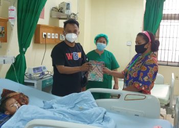 Tak Punya Biaya dan BPJS, Kabaharkam Polri Bantu Pengobatan Balita Asal Tanjung Anom