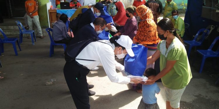 Yayasan Budha Tzu Chi serahkan bantuan kemanusiaan ke Posko Penanggulangan Banjir Pemko Tanjungbalai.