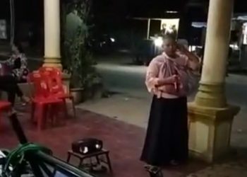 Rayakan Malam Tahun baru Warga di Kecamatan Meranti Gelar Koro-koro