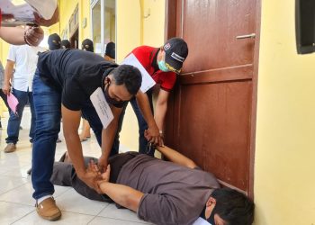 Polres Simalungun Gelar Rekontruksi Kasus Tewasnya Terduga Maling, Pemilik Rumah dan Anaknya jadi Tersangka