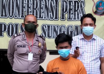 Tersangka curanmor saat di kantor polisi