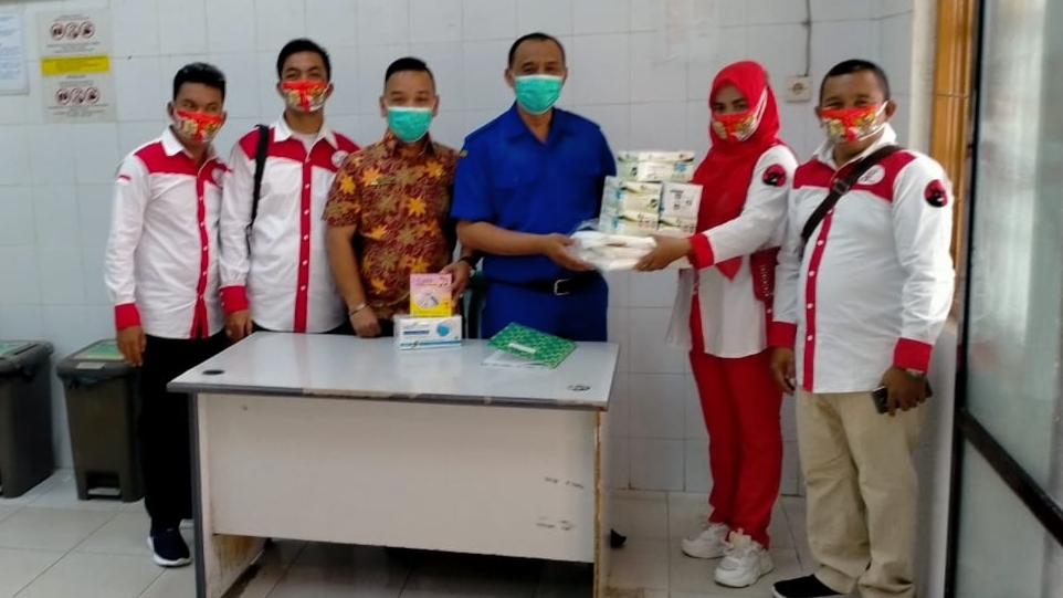 TMP Asahan Salurkan Masker dan APD ke RS HAMS Kisaran di HUT ke-48 PDIP