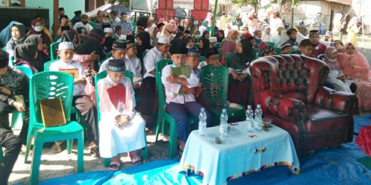 Para peserta MTQ tingkat Desa Gajah, Kecamatan Meranti, Asahan.
foto/teks: edi surya