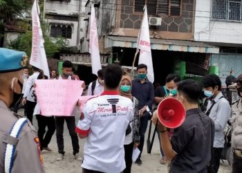 Tanyakan Dana PPJ Rp28 Miliar lebih, Massa TMP dan KAMUS Geruduk Kantor PLN dan Bappenda Asahan