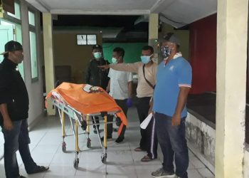 Mayat Keluarga Siapa Ini, Ditemukan di Pinggir Jalan