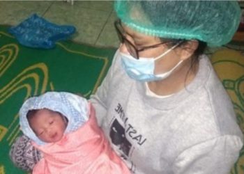 Bayi Siapa Ini, Dibuang di Depan Rumah Warga