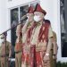 Bupati dan Wakil Bupati Asahan Pakai Tanjak Saat Apel Gabungan Perdana