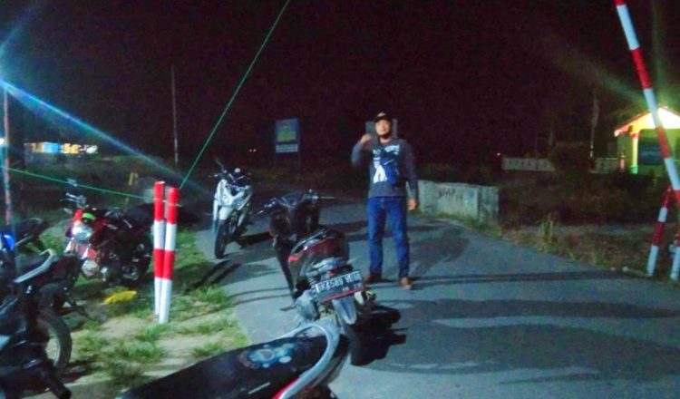 Tingkatkan Keamanan Lingkungan, Kades Panca Arga Aktifkan Siskamling