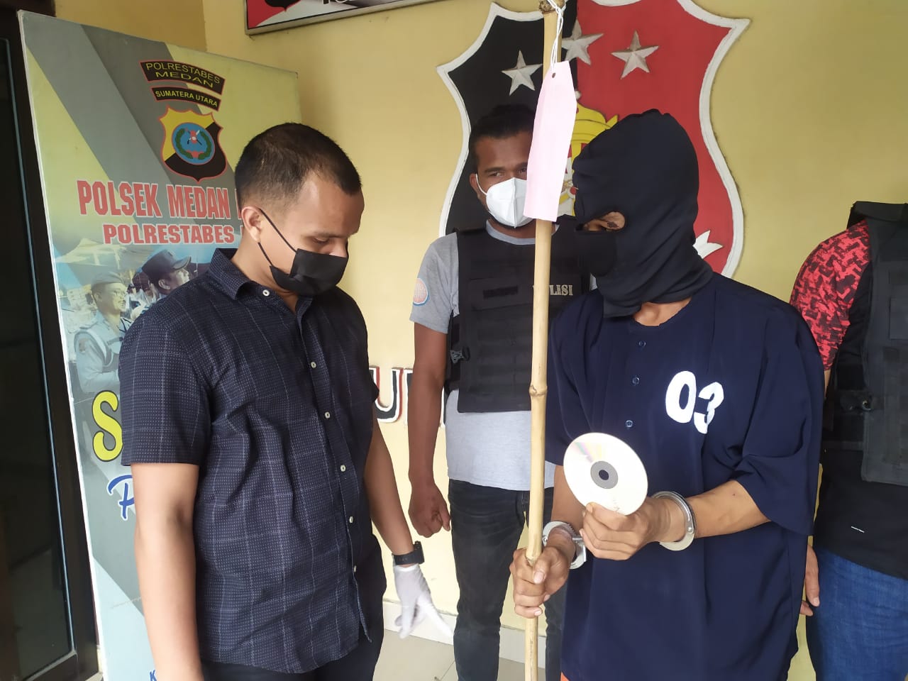 Tersangka pelaku pencurian yang diringkus polisi.