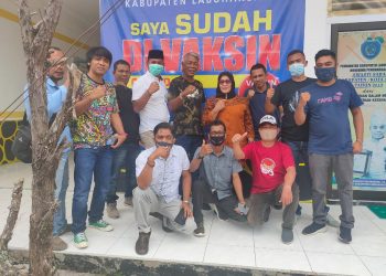 Wartawan dan Tokoh Pemuda Divaksin