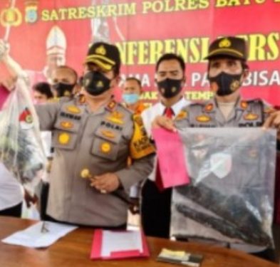 Kapolres Batubara AKBP H Ikhwan Lubis SH MH memberi keterangan pers kasus pencurian sepedamotor.