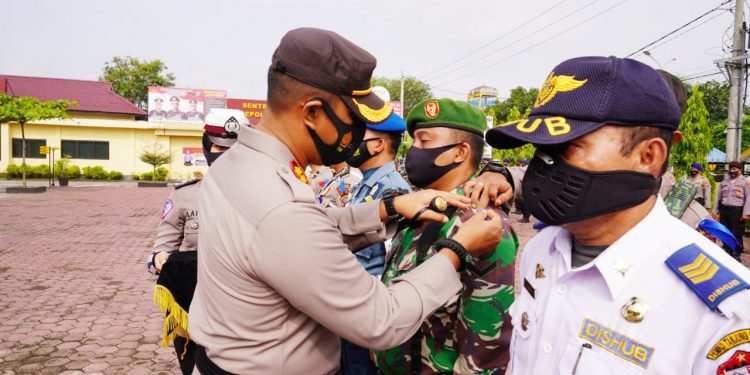 Kapolres Tanjungbalai Pimpin Apel Gelar Pasukan Operasi Keselamatan Toba 2021