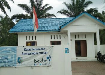 Sedih, Gara-gara Tak Ada Dana BKKBN Sei Balai Kibarkan Bendera Merah Putih yang Robek