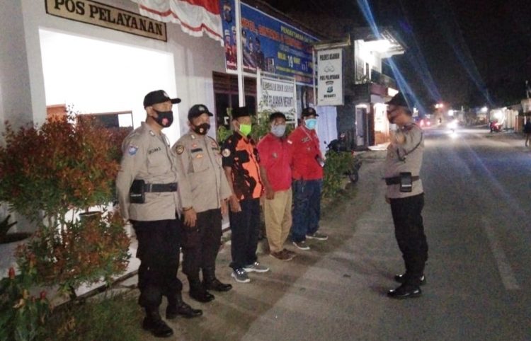 Tingkatkan Keamanan, Personil Posyan Polres Asahan Patroli ke Seluruh Masjid di Meranti
