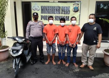 Tersangka pelaku curanmor dan penadah