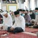 Solat Idul Fitri 1442 H di Masjid Agung, Bupati Asahan dan Keluarga Ikuti Prokes Covid 19