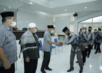 Berangkatkan Kafilah Ikuti STQH Ke XVII Provsu, Bupati Asahan: Tetap Terapkan Protokol Kesehatan