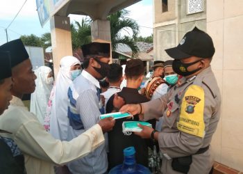 Warga Meranti Asahan Salat Ied di Masjid Nurul Huda dengan Prokes Cegah Covid-19
