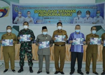 Bupati Asahan Instruksikan Perangkat Pemerintahan untuk Edukasi Warga Terkait Prokes Covid-19