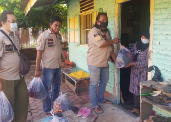 IWO Asahan-Batubara dan Kapolres Salurkan Bantuan Sembako untuk Warga