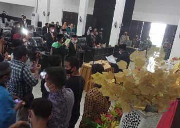 Gantikan Pebrianto Gultom, Daulat Sonang Purba Dilantik jadi Anggota DPRD Labura
