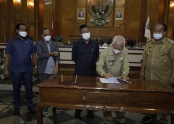 7 Fraksi DPRD Setuju Atas Perubahan APBD Kabupaten Asahan Tahun 2021 untuk Dijadikan Perda