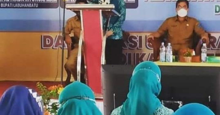 Ketua PKK Labuhanbatu Buka Acara KPM
