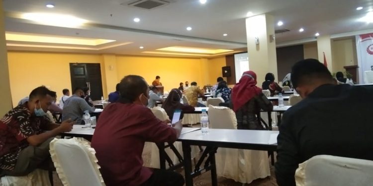 Para kades di Asahan saat mengikuti bimtek