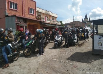 Kasek SMA, SMK se Asahan dan Batubara Touring ke Samosir