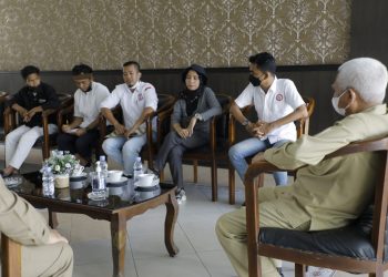 Bupati Asahan Perintahkan Kadis PUPR Koordinasi ke Pemprovsu Perbaiki Jalan Penghubung Air Joman-Silau Laut