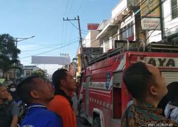 Gudang Sparepart Sepedamotor di Jalan Imam Bonjol Kisaran Terbakar