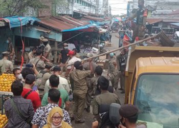 Dinas Kopdag Asahan Relokasi Kios Pedagang Buah Jalan Teuku Umar