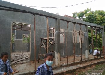 Penyelesaian Pembangunan Kelas di SMPN 2 Meranti Molor