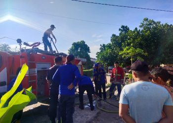 Ngisi Bensin untuk Dijual, Rumah Supiyah Terbakar