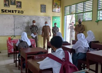Kasatpol PP Sumut Tinjau Proses Belajar Tatap Muka di SMA di Asahan