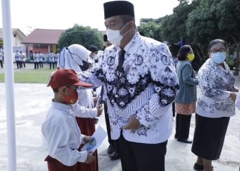 15 Anak Yatim dan 18 Guru Terima Santunan dan Penali Kasih dari Wabup Asahan