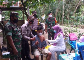 154 Warga Divaksi Pihak Polsek Prapat Janji Asahan