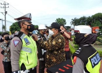 Ini Pesan Wabup Asahan saat Pimpin Apel Operasi Lilin Toba, Kapolres : Pengamanan Gereja Libatkan Pemuda Lintas Agama