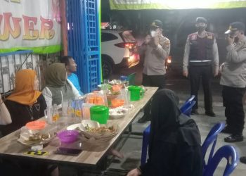 3 Pelaku Usaha dan 42 Warga di Kisaran Diberi Sanksi Secara Lisan dari Tim Gabungan Polres, TNI dan Pemkab Asahan