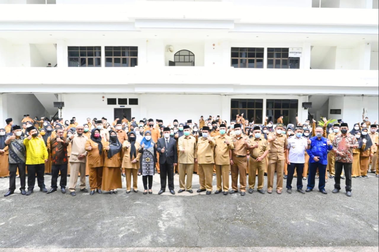 Akhir Tahun 2021, Plt Wali Kota Tanjungbalai Lantik 219 Pejabat Fungsional