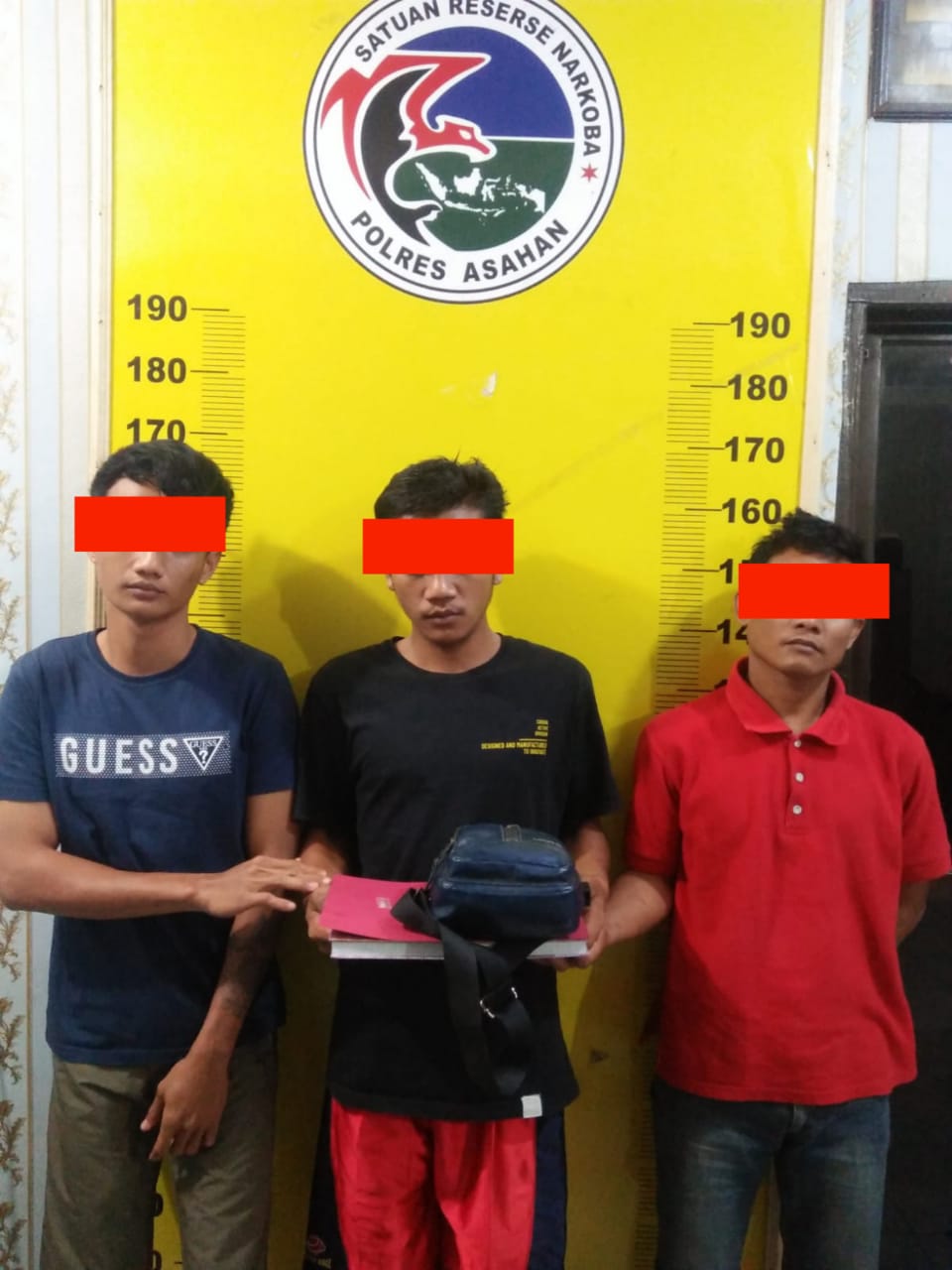 Jual Sabu, Kutil dan Dua Temannya Diringkus Personel Polsek Bandar Pulau