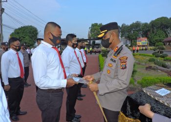 Kapolres Asahan: Personel Jangan Curhat dengan Pria dan Laki-laki Lain, Apa Lagi di Medsos, Bahaya, Nanti Bisa Jatuh Cinta