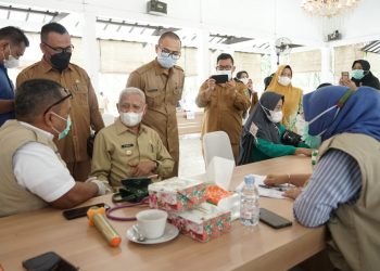 Bupati Asahan: Masyarakat Bisa Datang ke Puskesmas dan RSU HAMS Kisaran untuk Vaksin