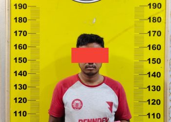 Mau Ditangkap, Pengedar Sabu di Air Batu Asahan Ini Sembunyi di Asbes Rumahnya