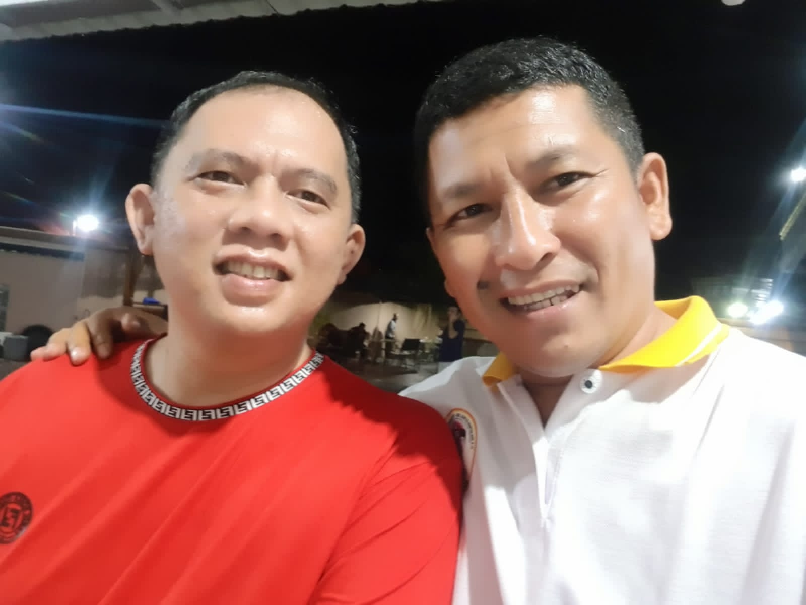 Bupati Labuhanbatu H Erik Adtrada Ritonga (kiri) bersama Ketua MOI Labuhanbatu Syaiful Bahri Ritonga (Kanan).